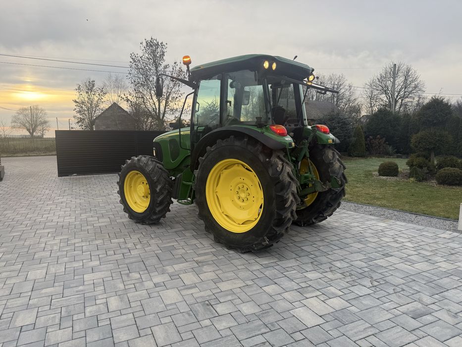 John Deere 5820 …