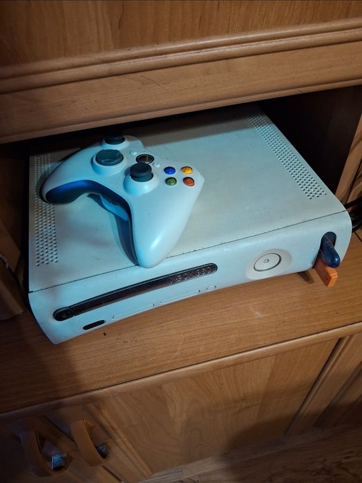 Xbox 360 z dodatkami