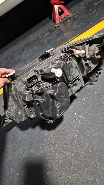 Oticas BMW e90/91 Escurecidas