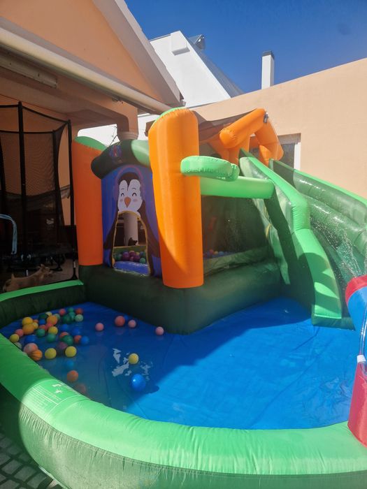 Aluguer de insuflável infantil