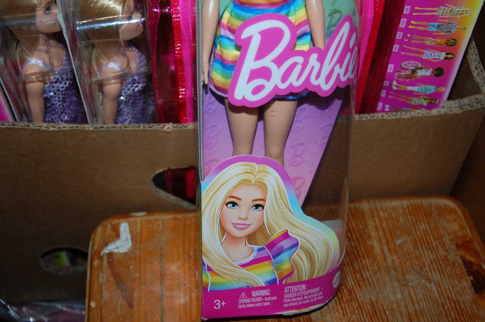 nowa lalka BARBIE