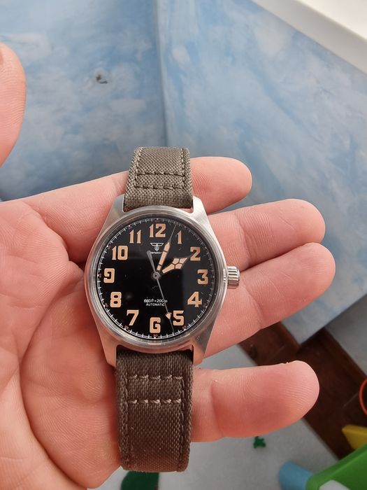 Вінтажний годинник із механизмом seiko nh