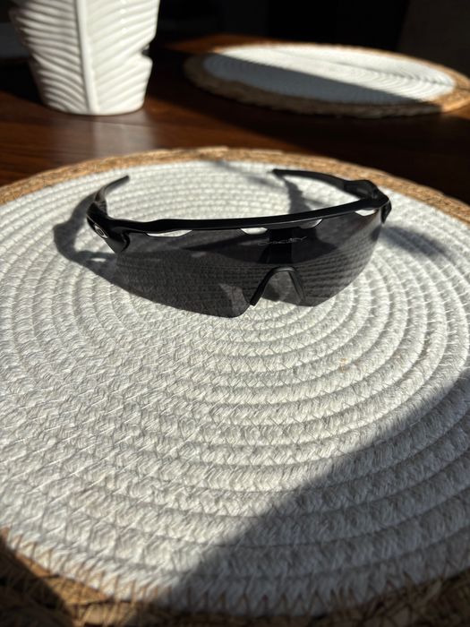 Okulary Oakley  czarne sportowe