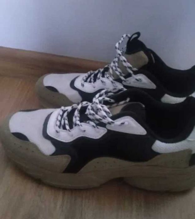 Buty rozmiar 42 house