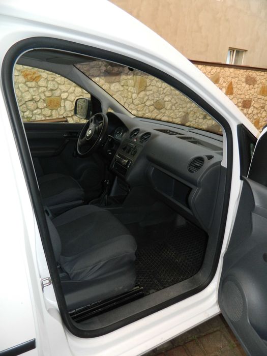 Volkswagen Caddy груз. 2011 року 1.6 TDI.