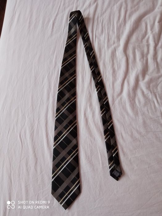 Elegancki krawat meski