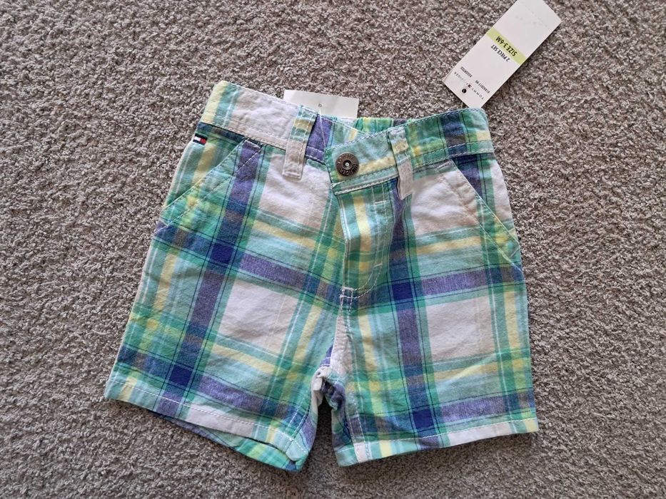 Conjunto de 2 peças da Tommy Hilfiger - T3/6meses - NOVO