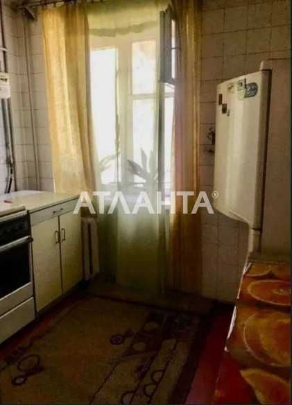 Продаётся 1-комнатная квартира на Черёмушках.