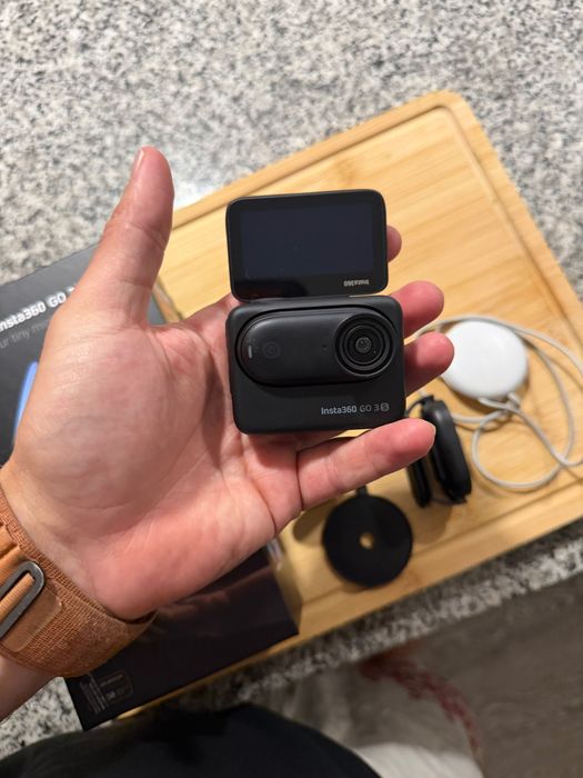 Екшн-камера Insta360 GO 3S 4K, повний комплект
