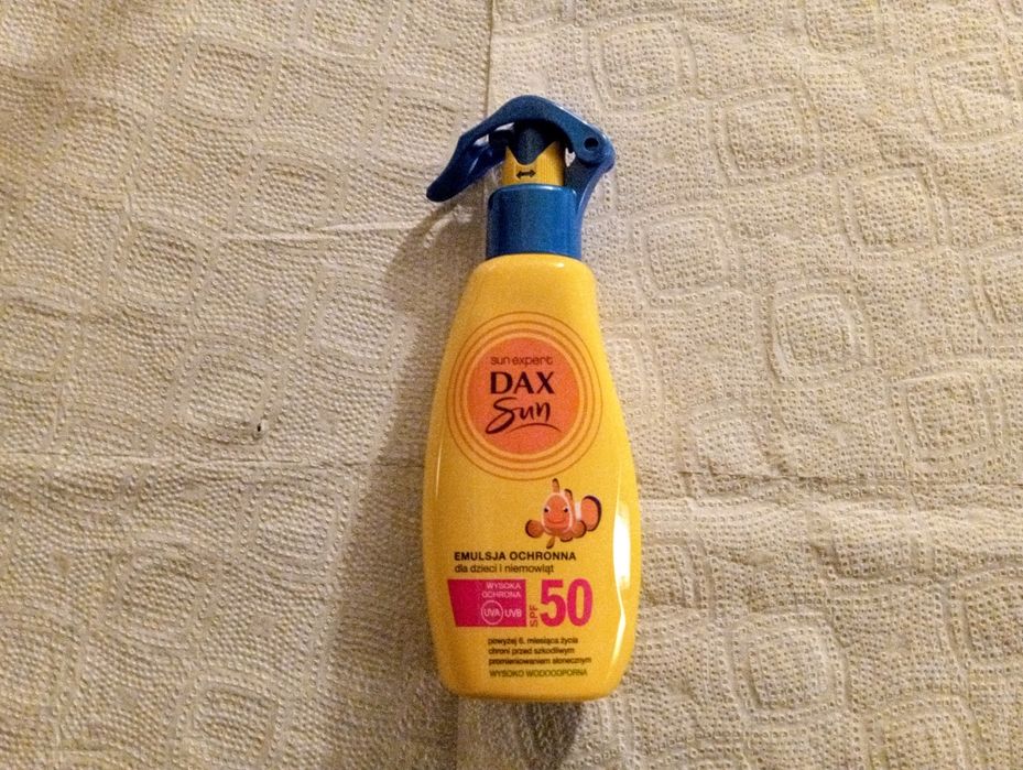 Dax Sun Emulsja ochronna do opalania SPF50 dla dzieci i niemowląt 200 ml