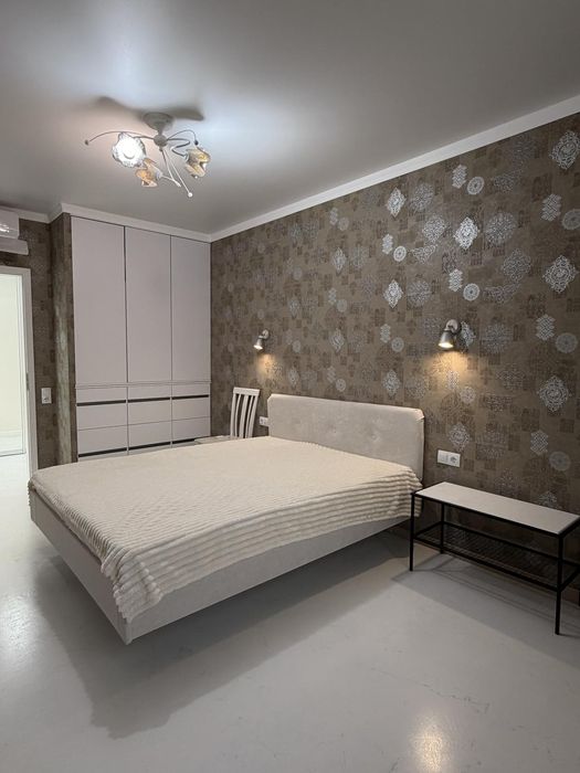 Продам 2 кімн з ремонтом Кадор (353-746