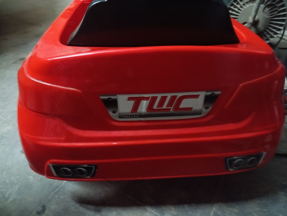 FEBER 12V carro criança Como novo!