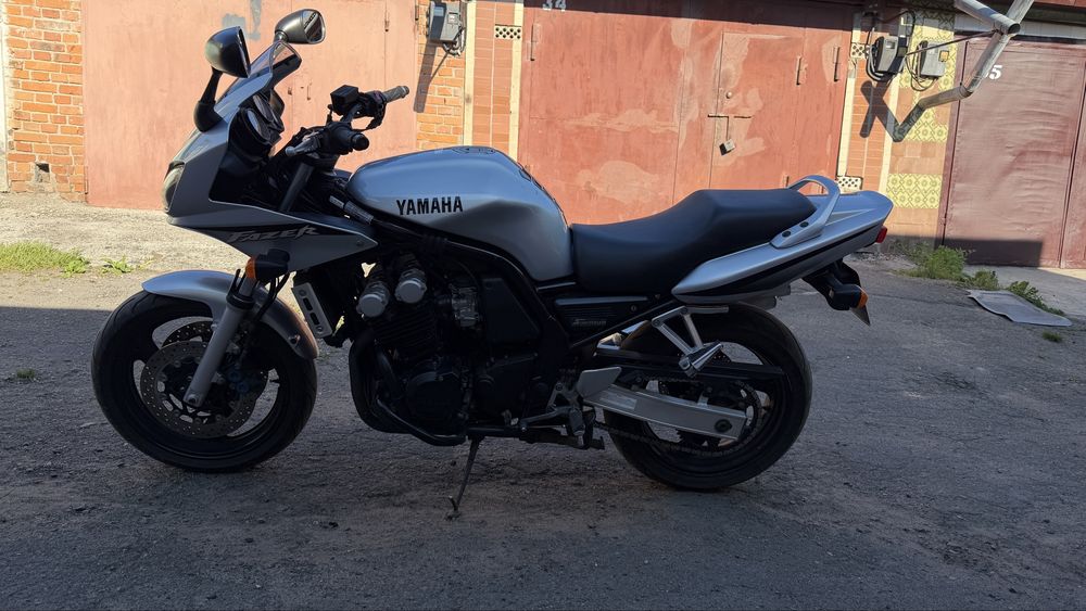 Yamaha FZS6 Fazer 2002