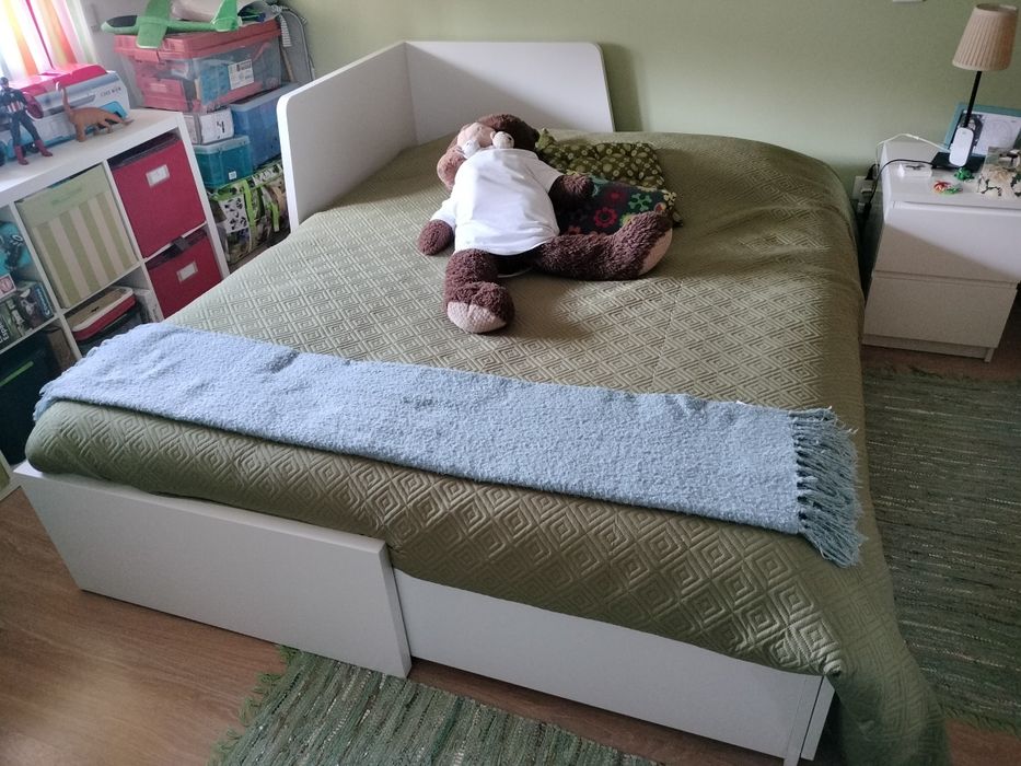 Cama indiv/dupla c/2 gav/2colchões