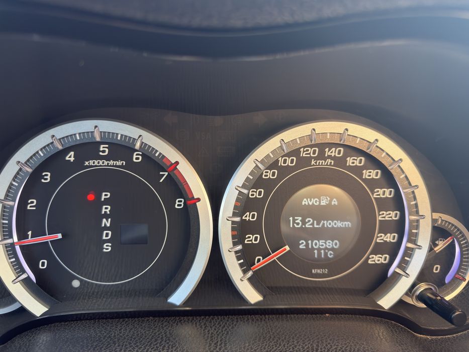 Продам Honda Accord 2008 2л,автомат