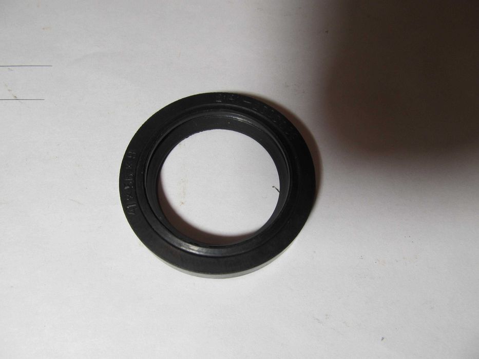 Сальник полуоси Москвич-2141(2141-2303034)