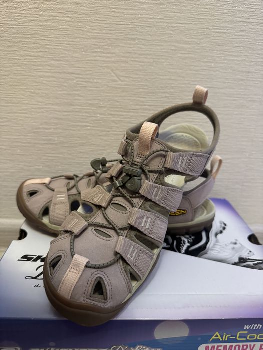 Босоніжки сандалі трекінгові Keen,розмір 40