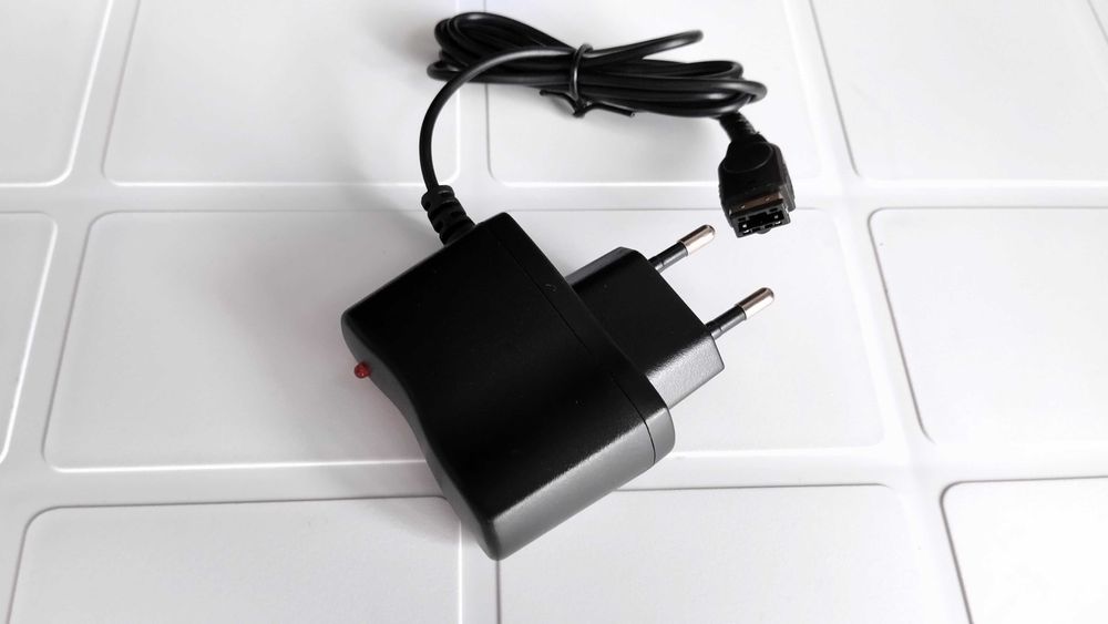 Carregador para GBASP e NDS - Novo e Lacrado