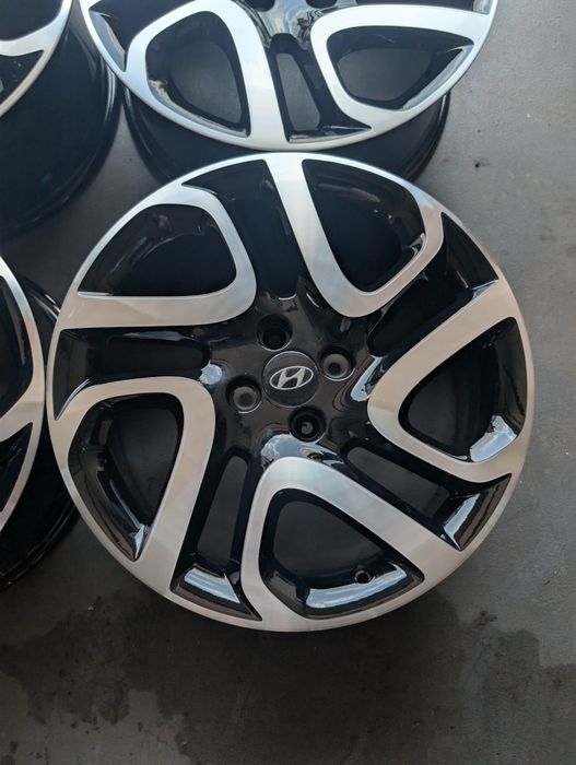 FELGI ALUMINIOWE Hyundai 6,5" x 17" x 4x100 x 60,1 x ET40