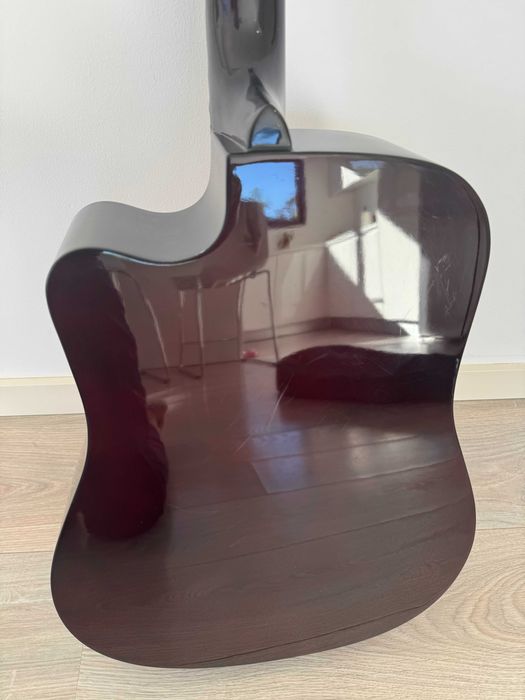 Guitarra acústica Cema em ótimo estado + capa