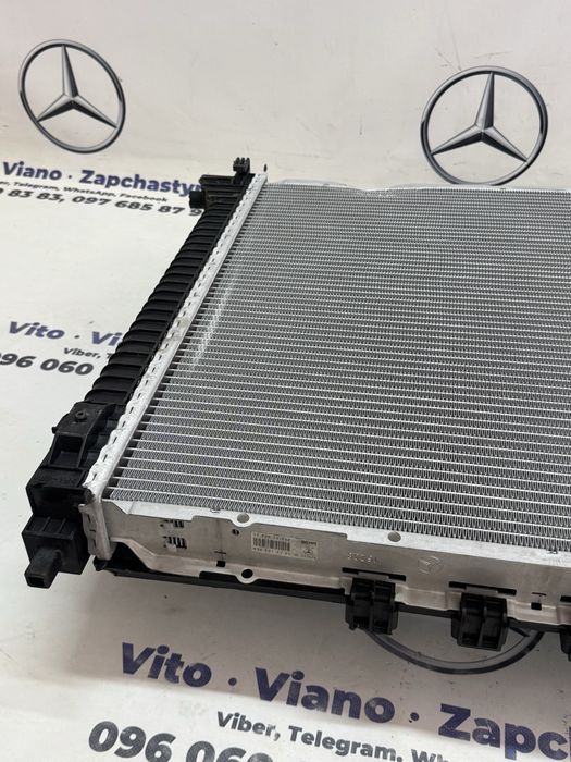 Радіатор охолодження Мерседес Віто W638 радіатор Mercedes Vito W638