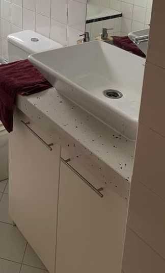 Casa de banho completa, movel de lavatorio, pedra, loica, espelho...