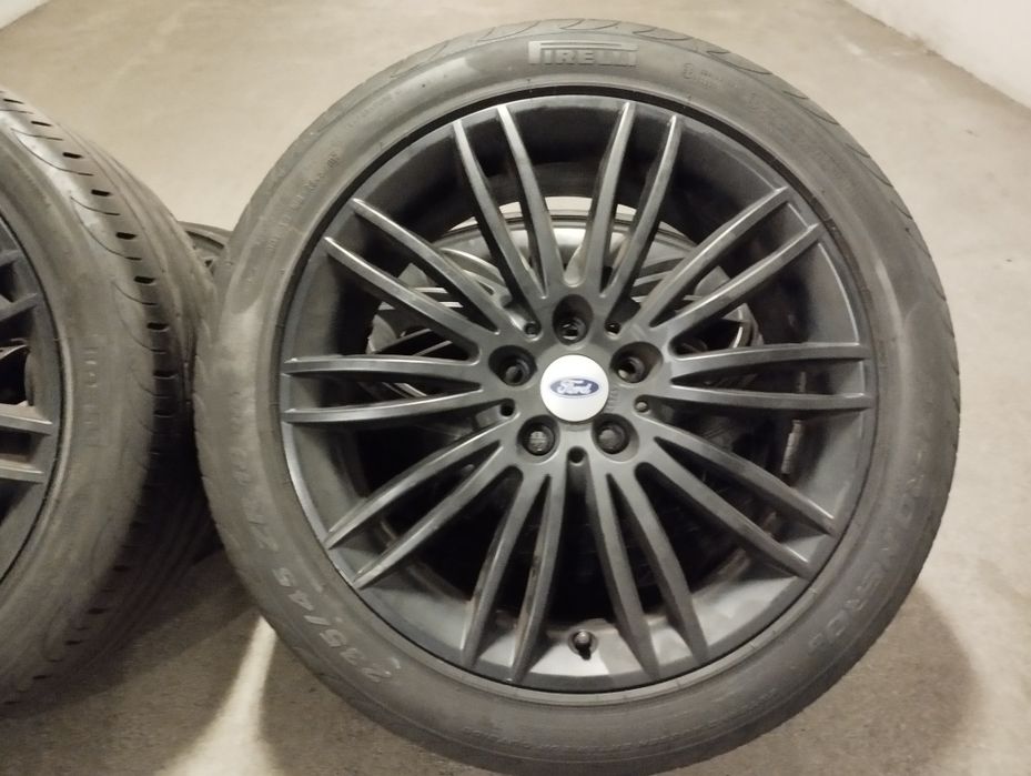 R18 5x108 Ford Mondeo S-Max Volvo 8j et46 Rondell