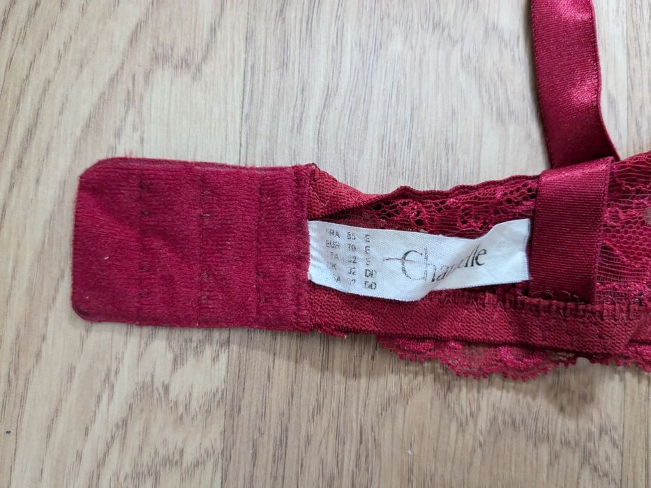 Chantelle stanik 70 E , 32 DD