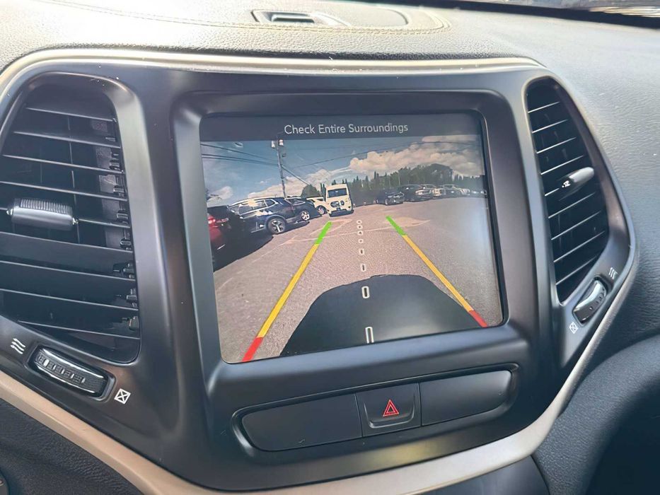 Jeep Cherokee      2016