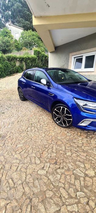 Renault Megane Azul