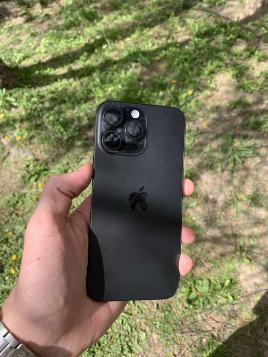 iPhone 16 pro max 256gb, на гарантии