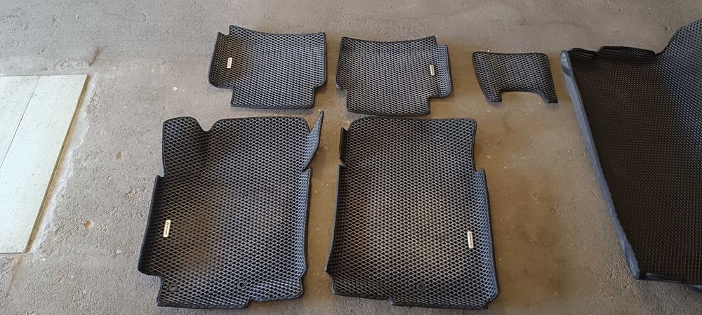Новий набір ева килимків +  килимком у багажник Hundai Accent 2017-..