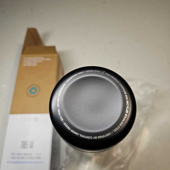 Próżniowa butelka sportowa 785 ml Impact termiczna.