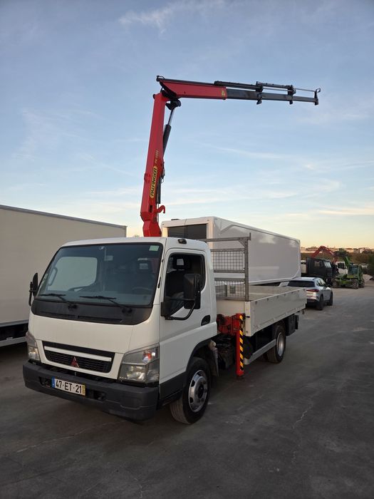 Mitsubishi Canter Grua