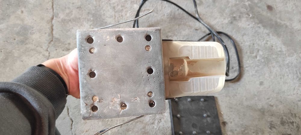 Lixadora 1/4 Folha 240W