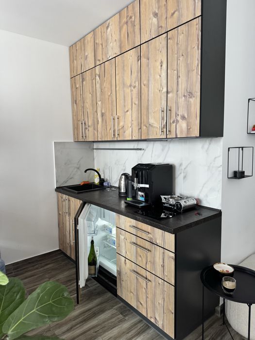 Терміновий продаж  бізнесу,студія краси