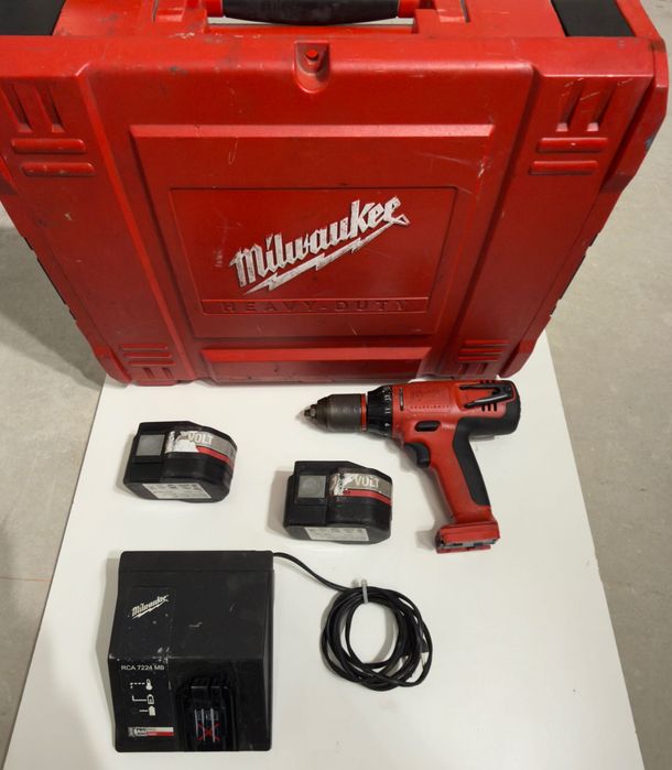 Wiertarko-wkrętarka akumulatorowa Milwaukee PŁD 12X 12V