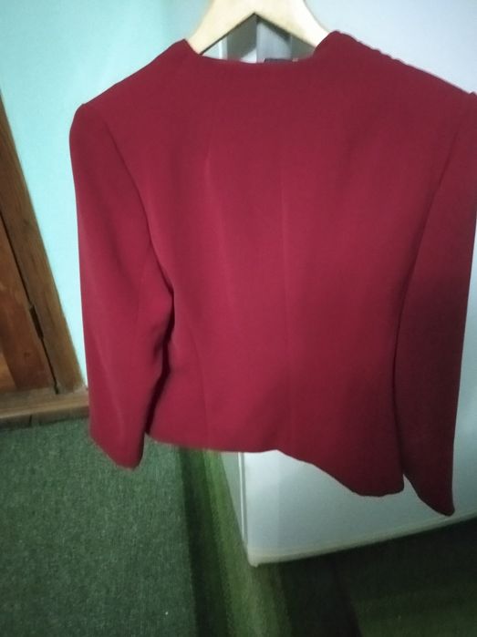 Піджак  жіночий.