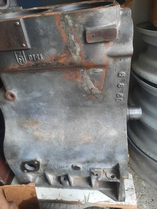 Sprzedam blok kadlub silnika ursus c-325 60r