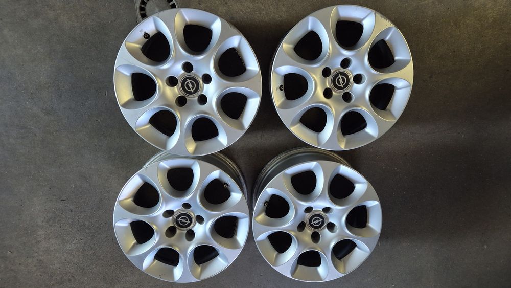 Felgi aluminiowe Alfa Romeo 7x17 5x110 ET34