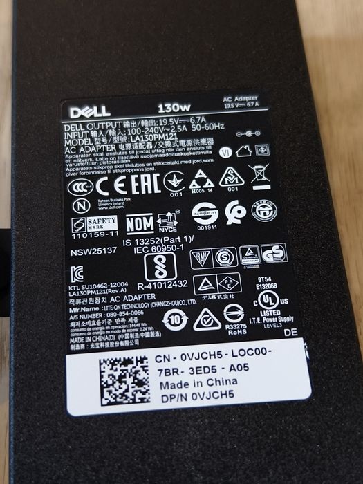 Zasilacz do Laptopa Dell 130 w nowy