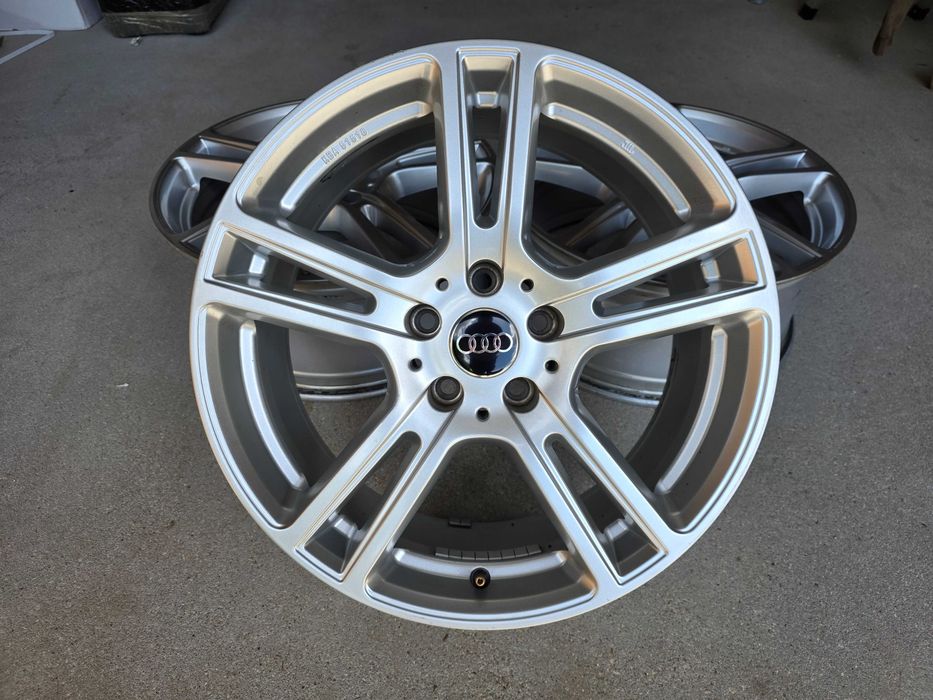 [1538] Felgi aluminiowe 18 Cali 5x112 ET43 8Jx18H2 Audi A4 A5 A6 Q5