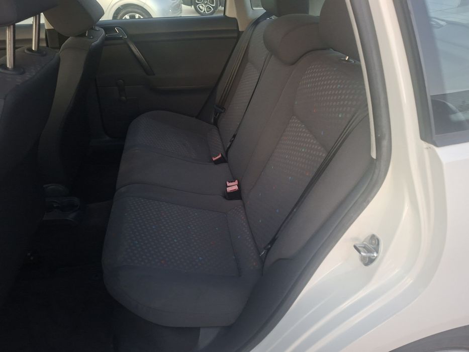 VW polo 1.2i  125000kms
