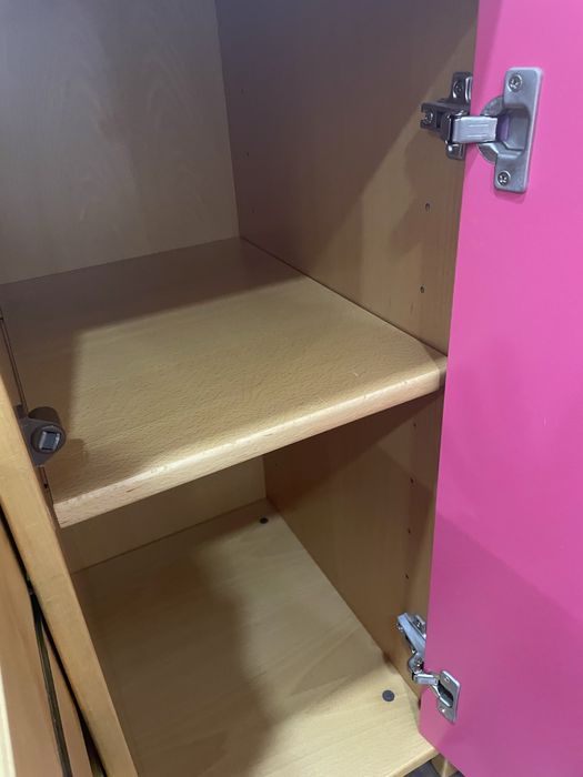 Cómoda com 2 gavetas e porta