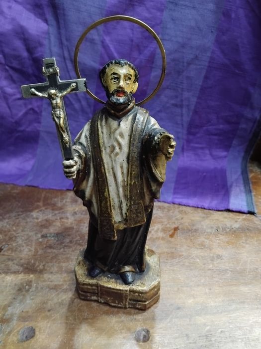 Imagem de São Francisco Xavier em madeira  séc  XVIll