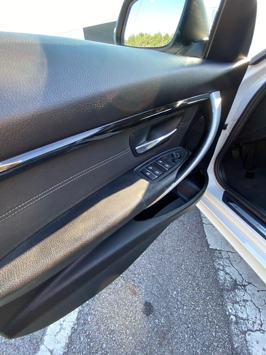 BMW 318d Touring 2.0 | 150 cv | Caixa Manual l 2017