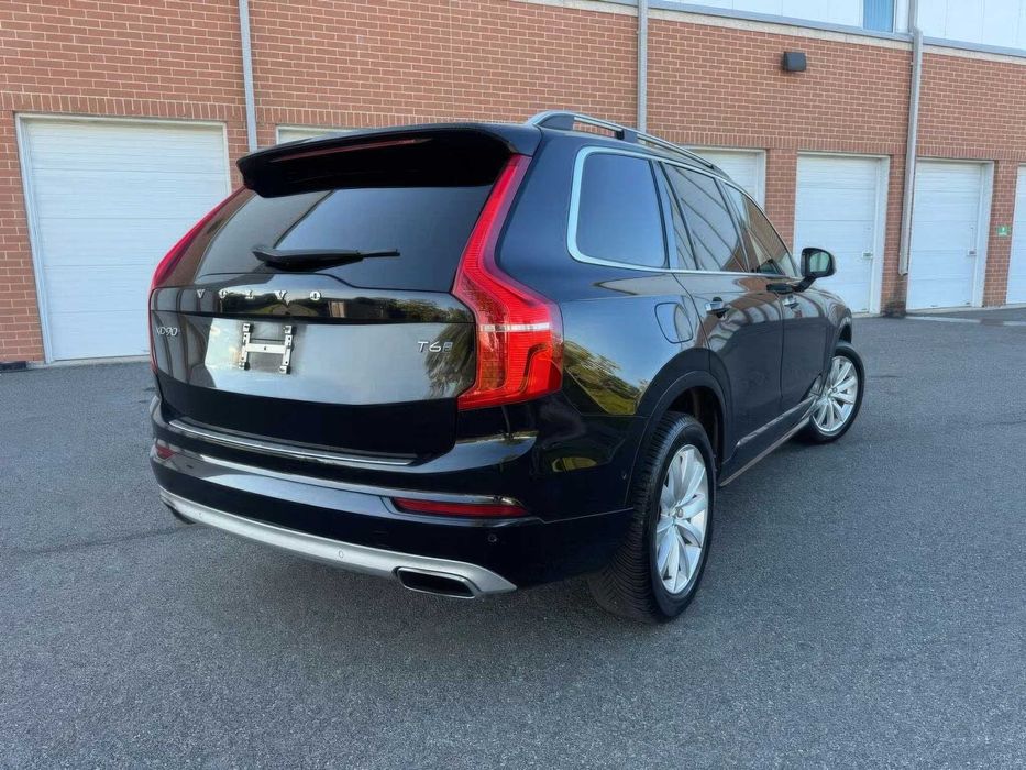 Volvo XC90 T6 Momentum      2016