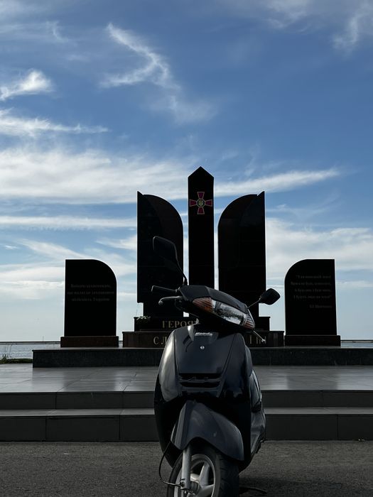 Продам Хонда LEAD100