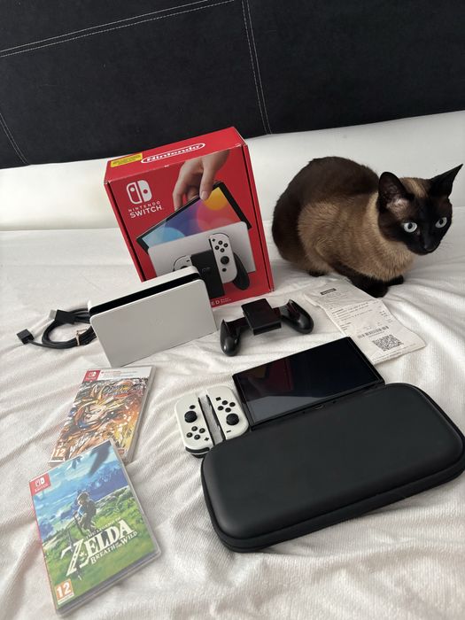 Nintendo Switch OLED Branca