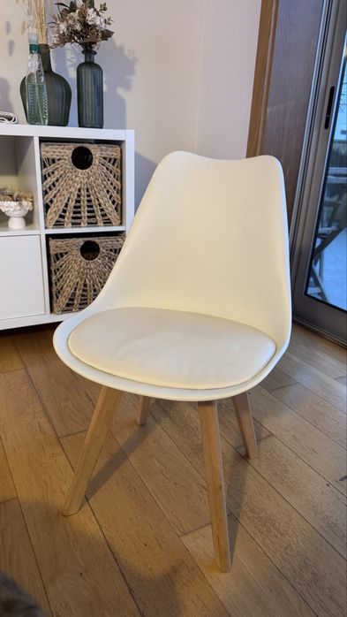 Mesa de jantar IKEA com 6 cadeiras